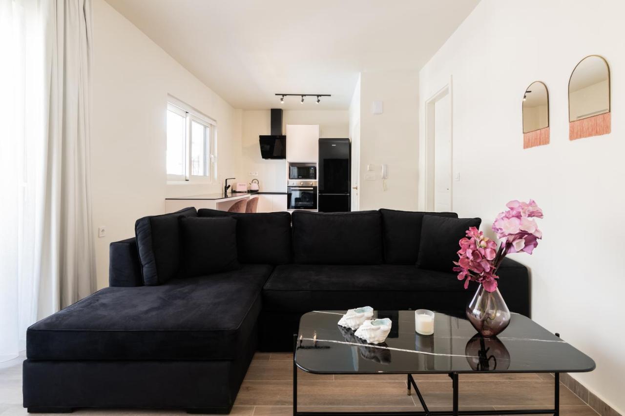 Apartment Blush & Crema